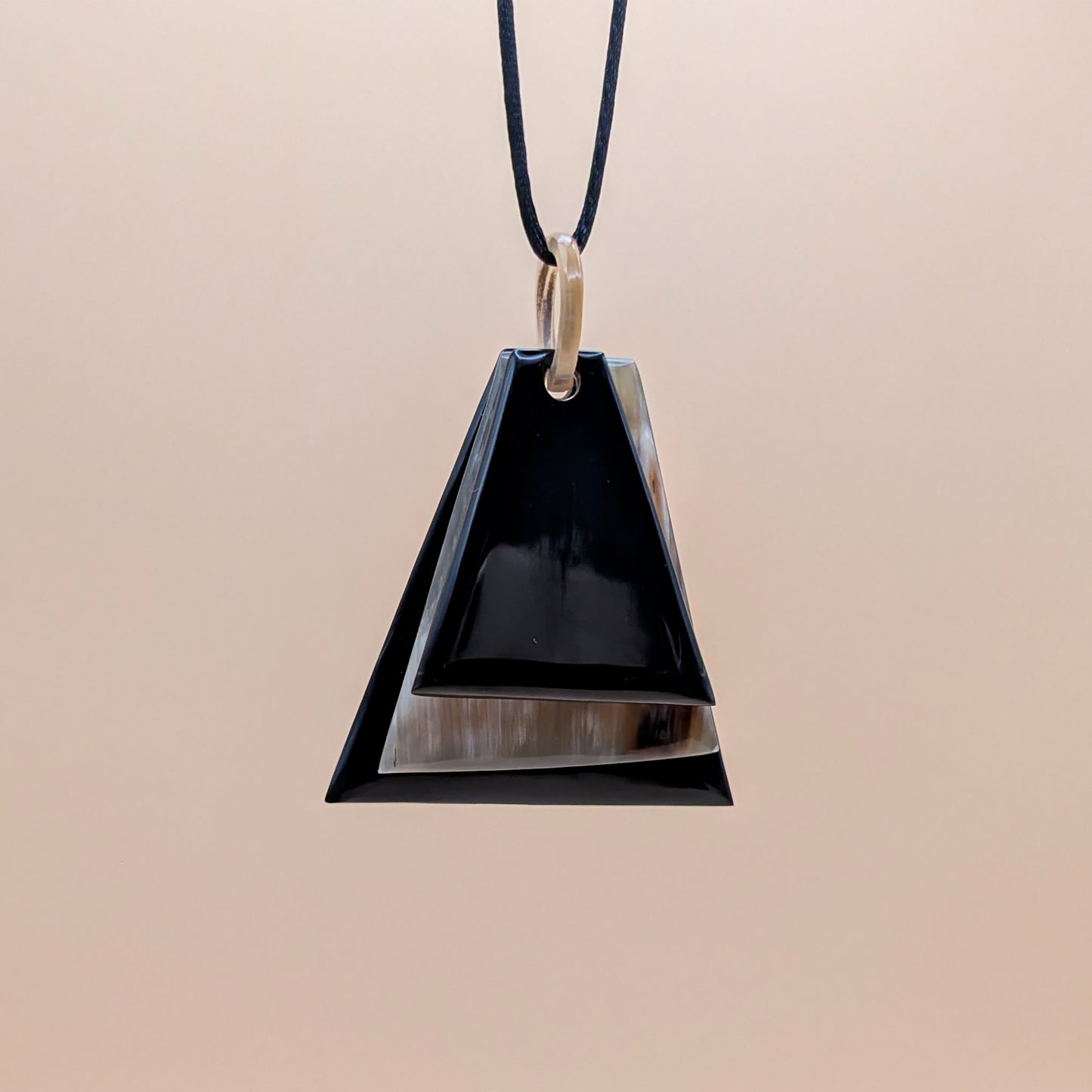 Collier Maya