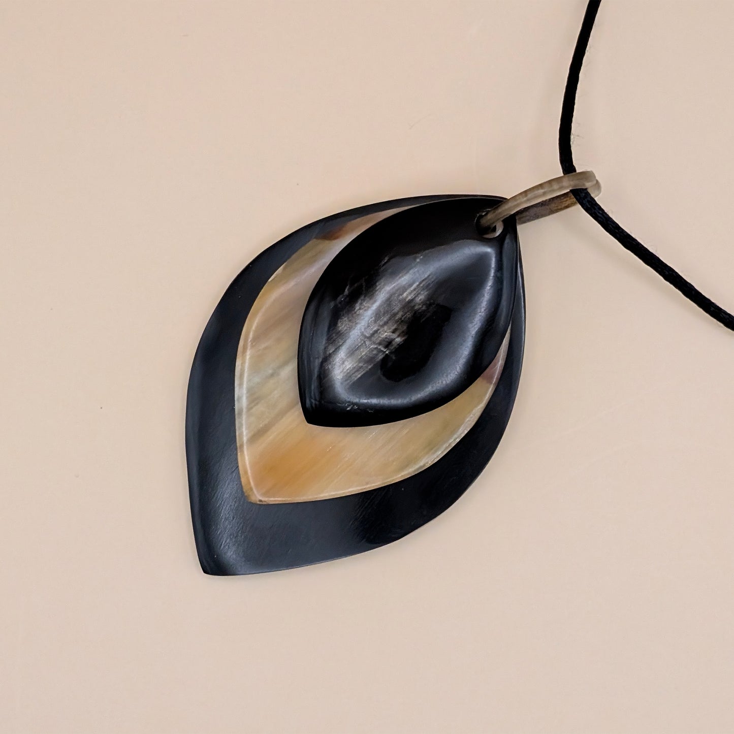 Collier Ravina